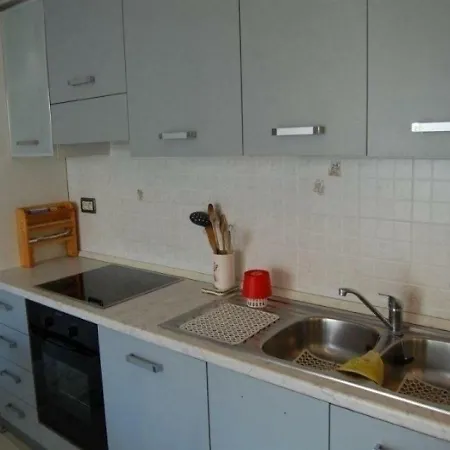 3pavec Terrasse Proche Plages Et Centre 1 Апартаменти Мантон