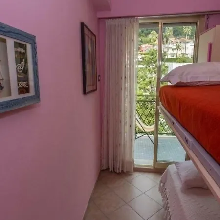 3pavec Terrasse Proche Plages Et Centre 1 Апартаменти