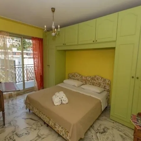 Апартаменти 3pavec Terrasse Proche Plages Et Centre 1